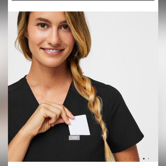 Figs one pocket scrub top - Picture 4 of 4